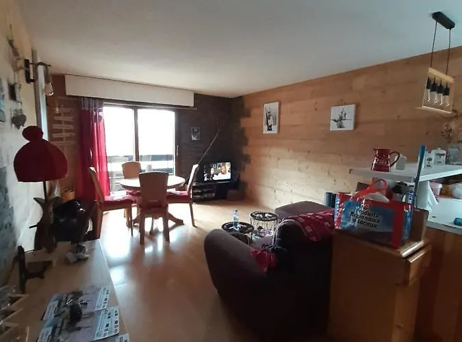 Studio Cabine Chatel * Châtel